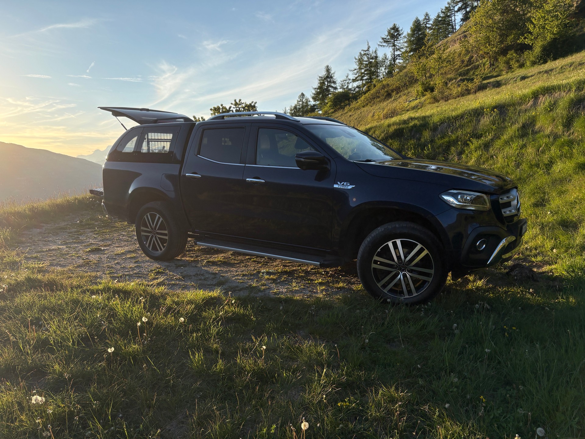 MERCEDES-BENZ X 350 d Power 4matic-image-1