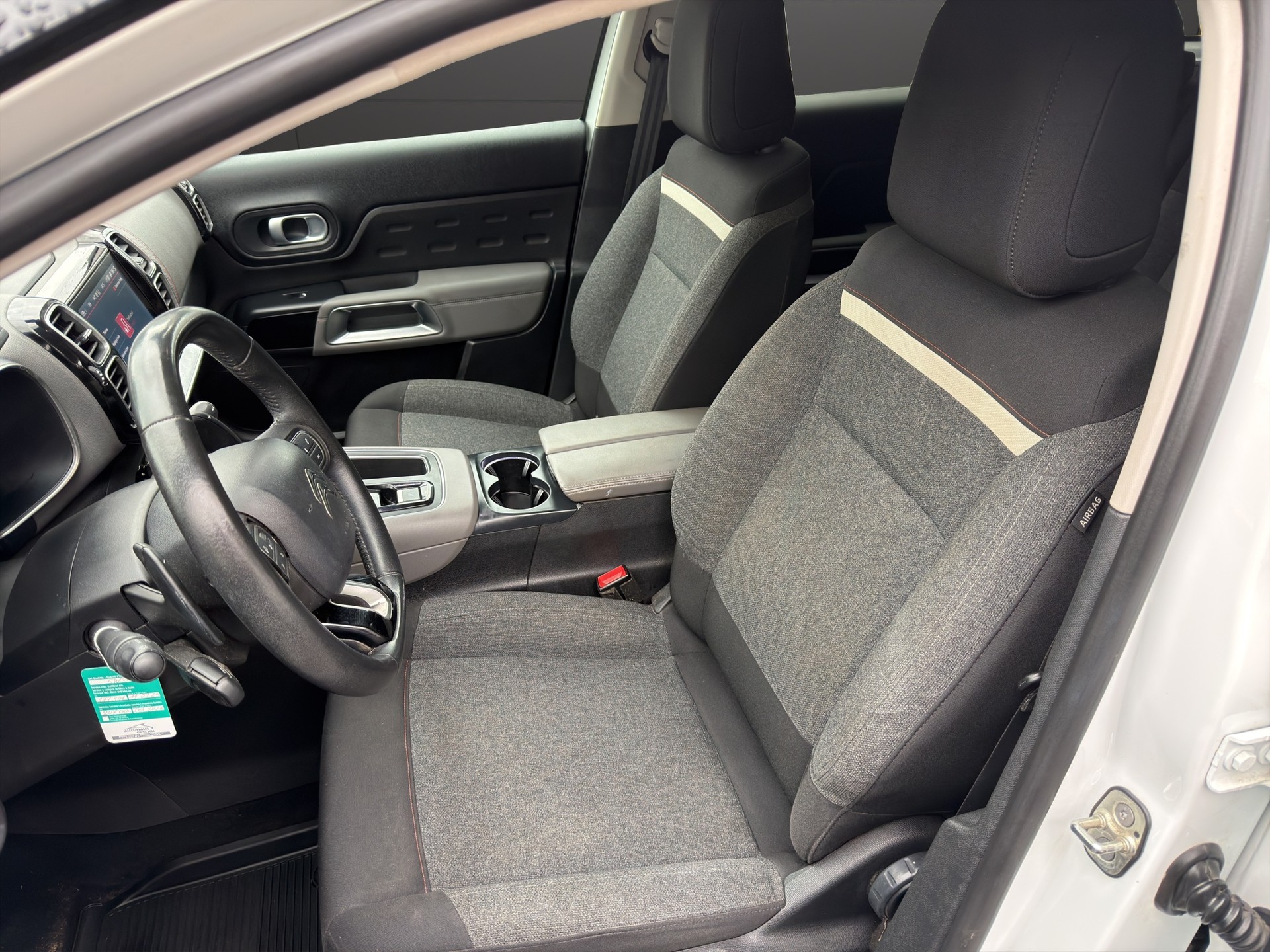 CITROEN C5 Aircross 1.5 BlueHD Feel EAT8-image-8