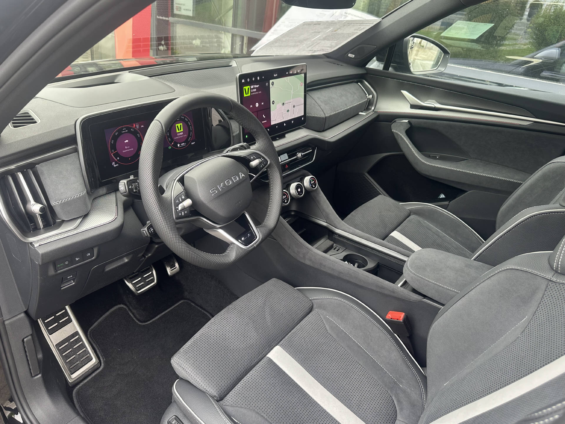 SKODA Kodiaq 2.0 TSI SportLine-image-5