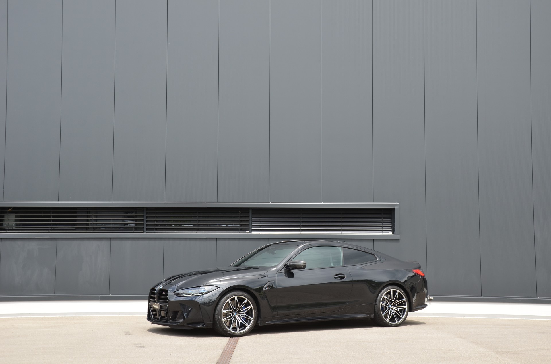 BMW M4 Coupé Competition M xDrive-showroom-element-1