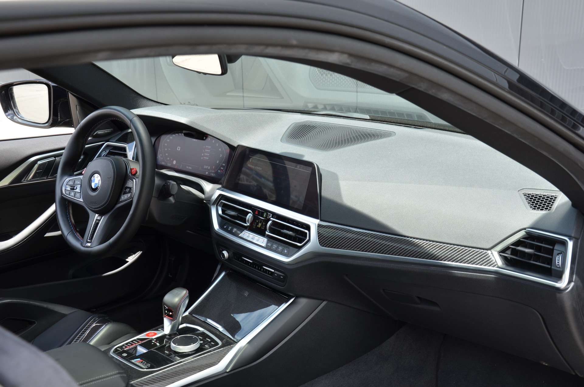 BMW M4 Coupé Competition M xDrive-image-14