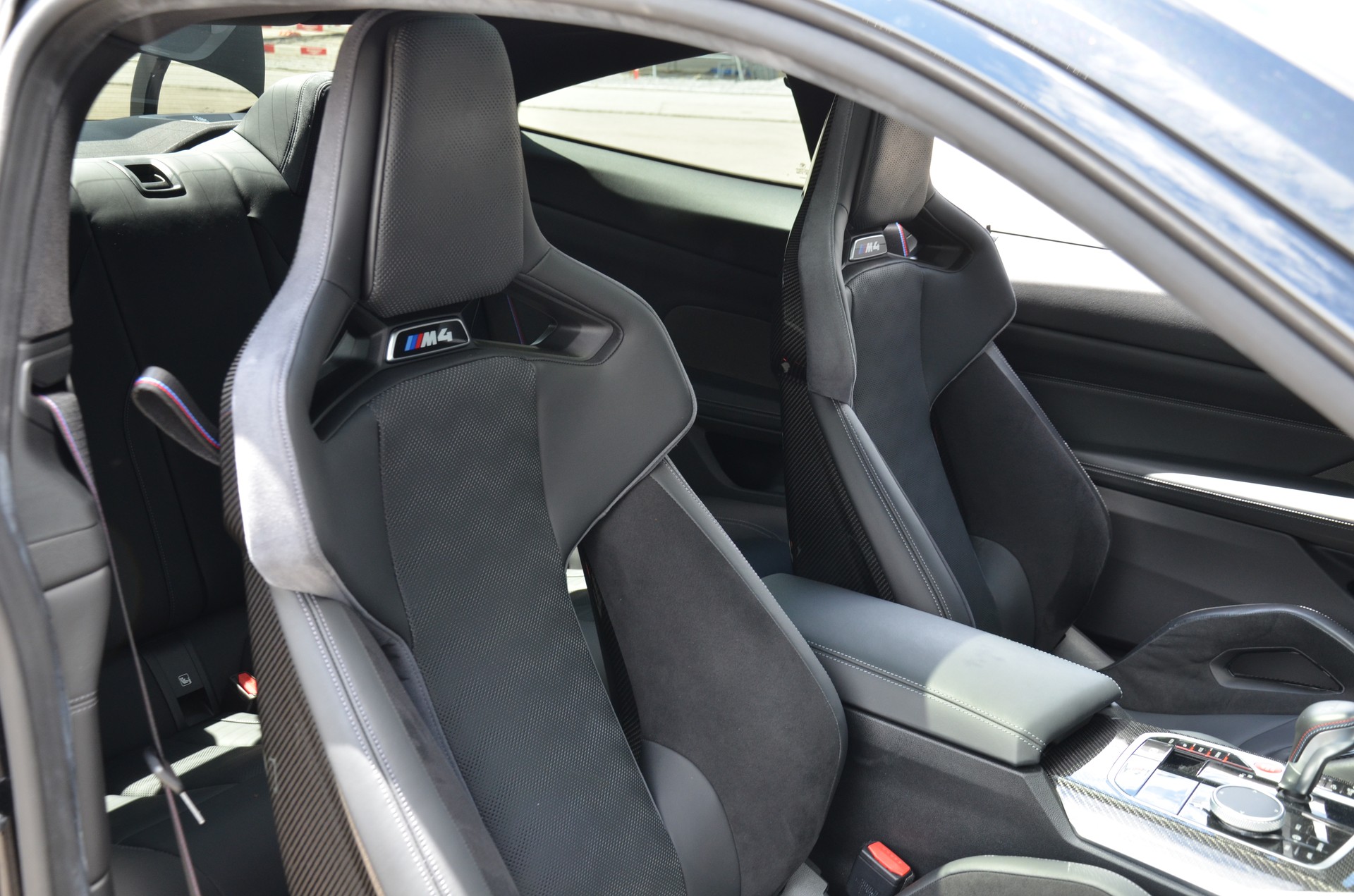 BMW M4 Coupé Competition M xDrive-image-17