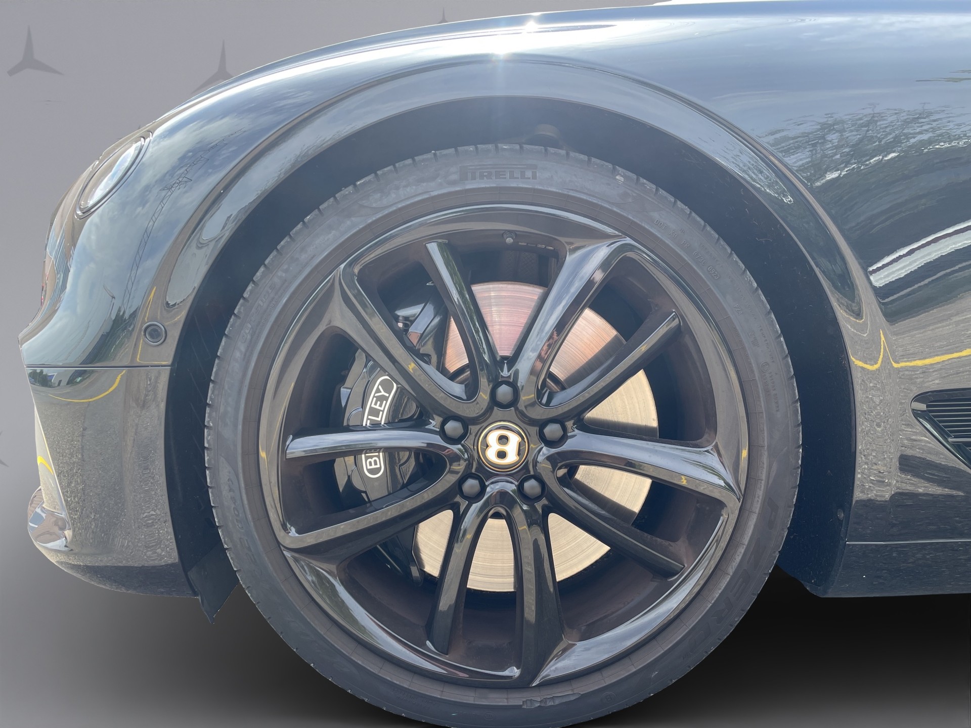 BENTLEY Continental GT 4.0 V8 "100 Years Edition"-image-2