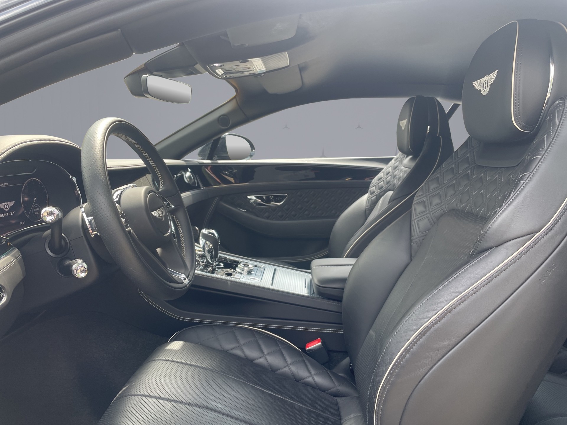 BENTLEY Continental GT 4.0 V8 "100 Years Edition"-image-11