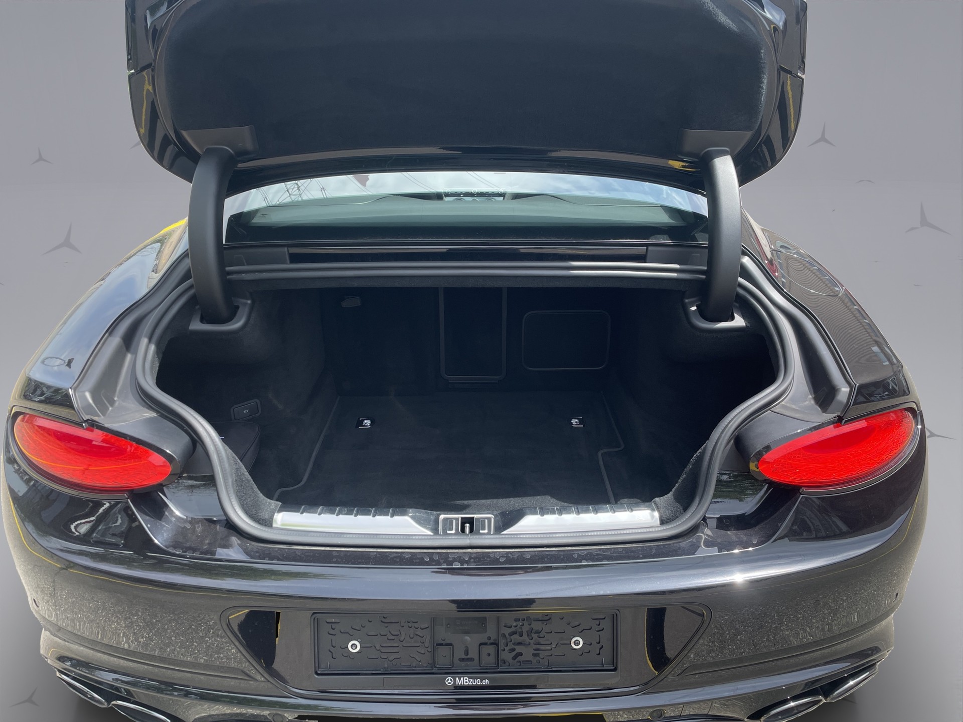 BENTLEY Continental GT 4.0 V8 "100 Years Edition"-image-9