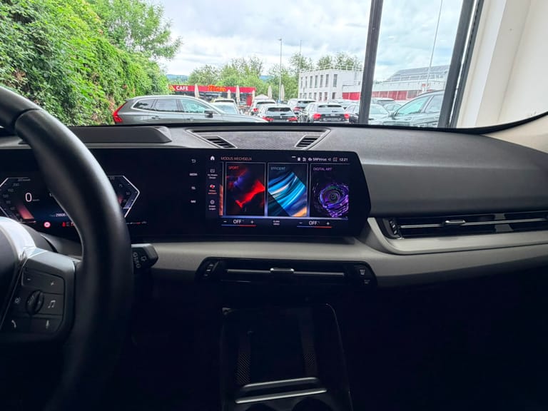 BMW X1 xDrive 20d 48V, Foto 11 von 16
