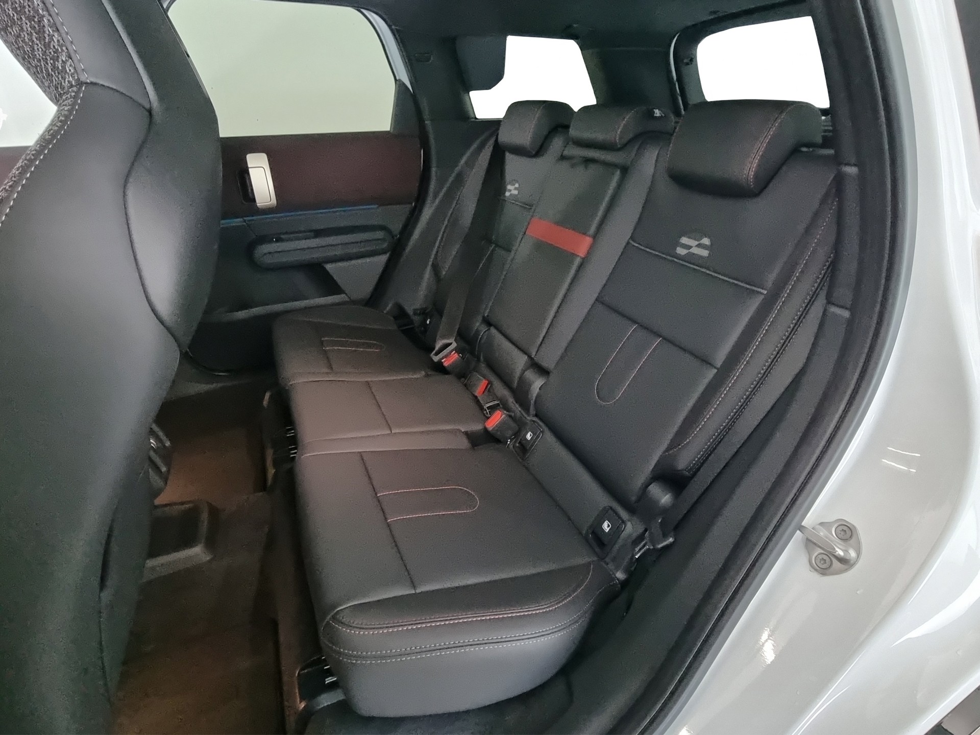 MINI Countryman 2.0 John Cooper Works ALL4 Steptronic-image-6