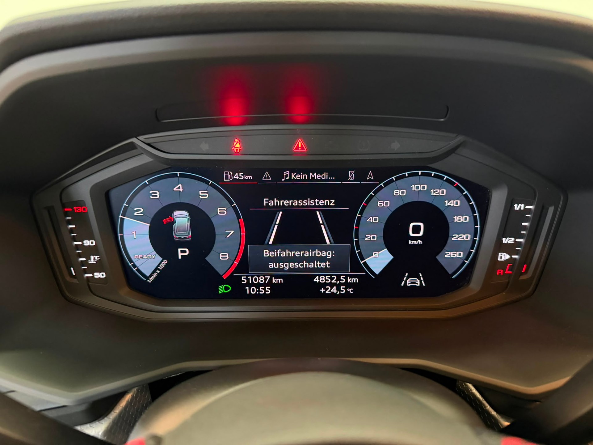 AUDI A1 Sportback 30 TFSI S Line S-tronic-image-10