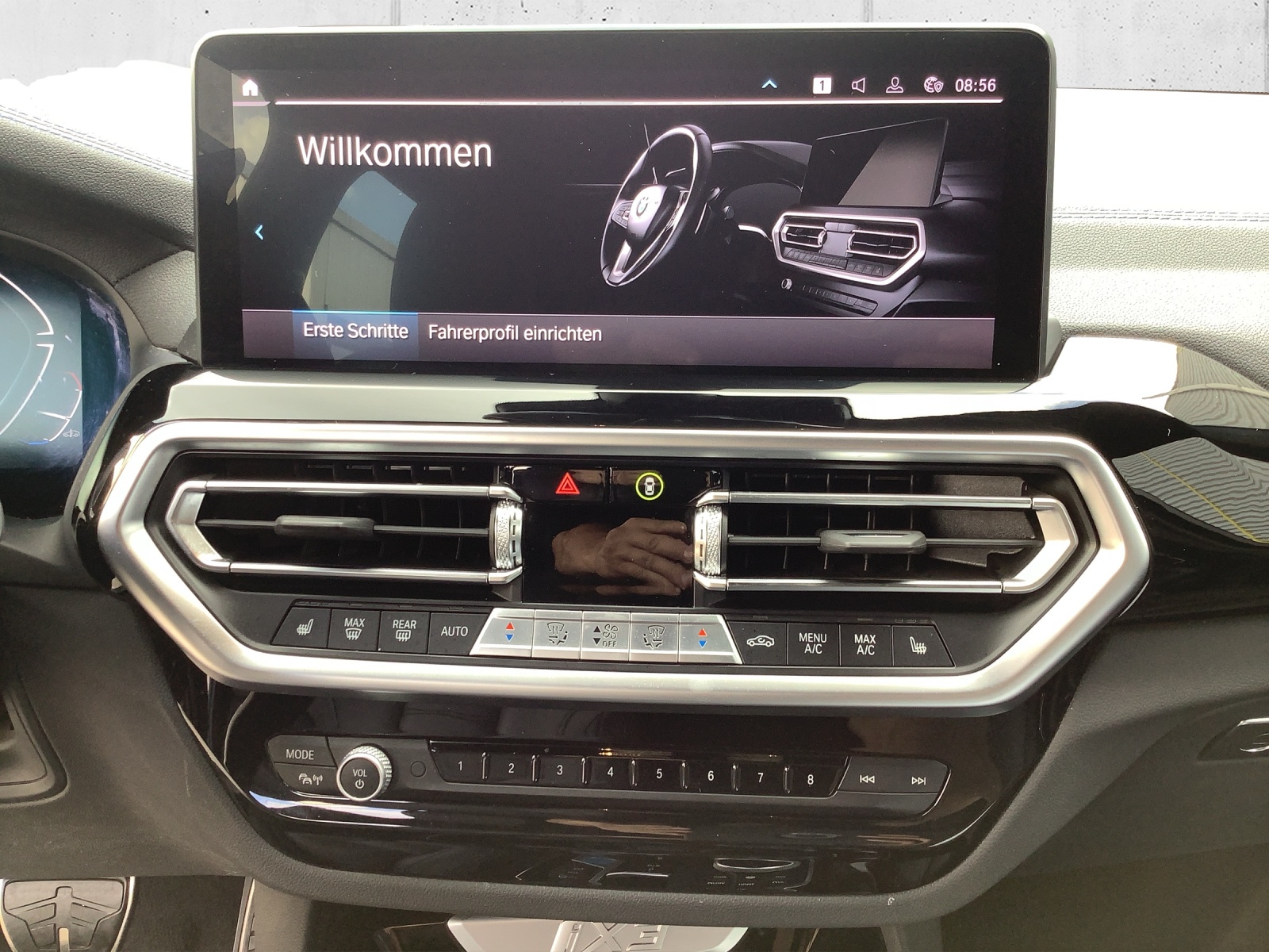 BMW iX3 Impressive-image-17
