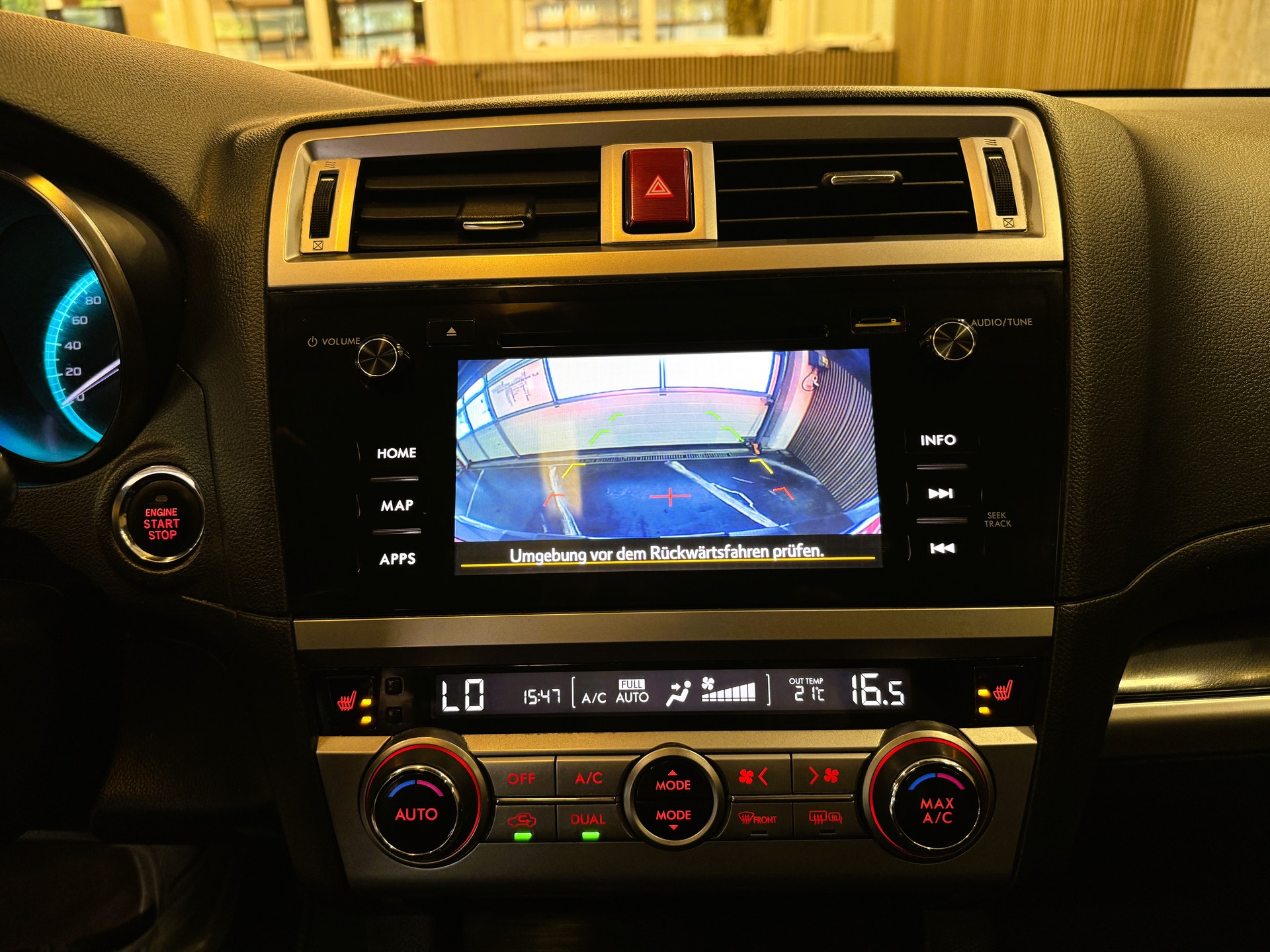 SUBARU Outback 2.5i Luxury AWD Lineartronic-image-15