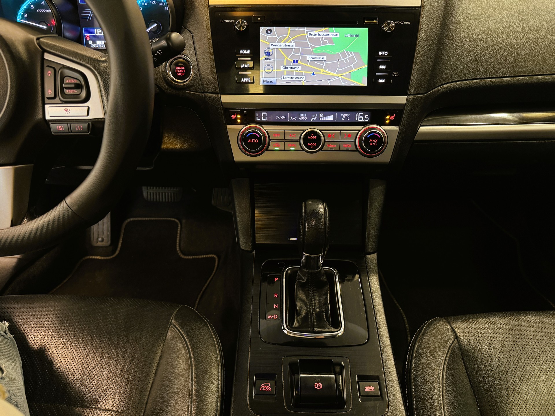 SUBARU Outback 2.5i Luxury AWD Lineartronic-image-13