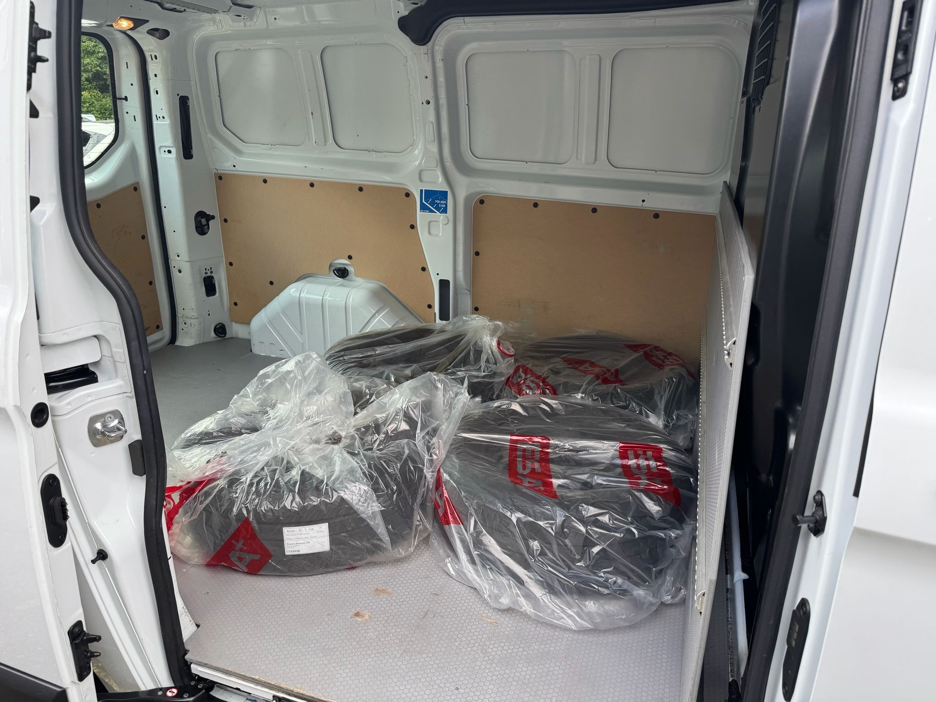 FORD Transit Custom Van 320 L1H1 Trend-image-7