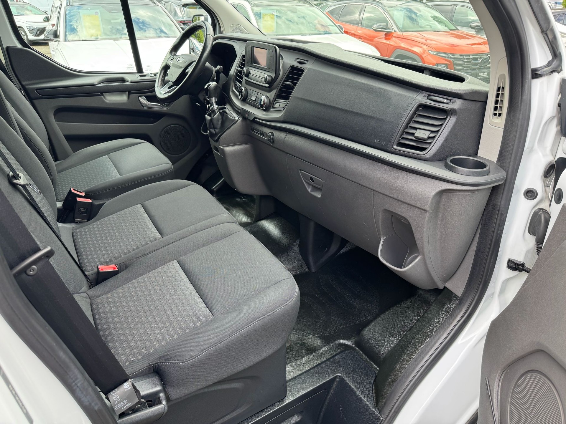 FORD Transit Custom Van 320 L1H1 Trend-image-4