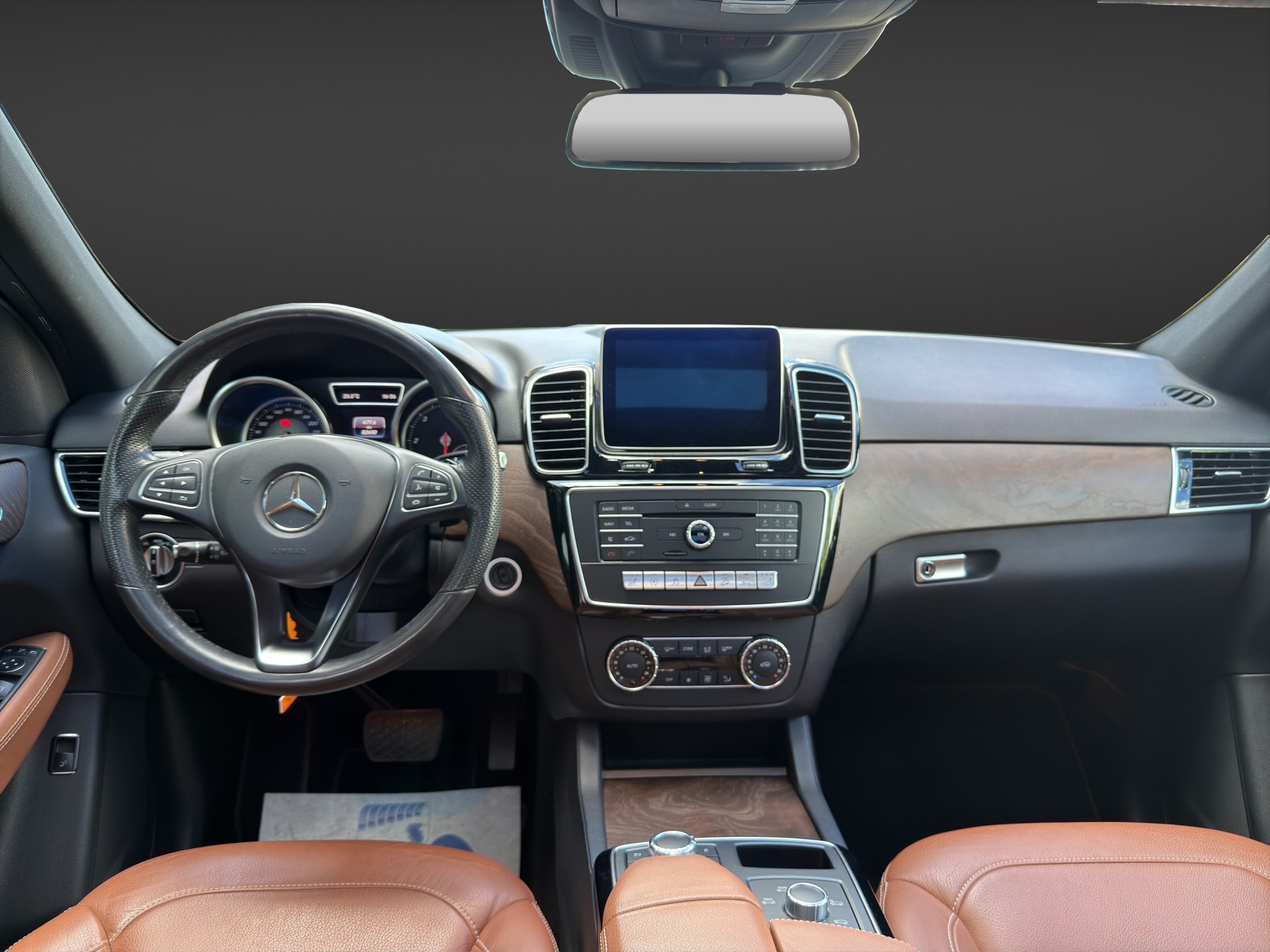 MERCEDES-BENZ GLE 250 d Executive 4Matic 9G-Tronic-image-11