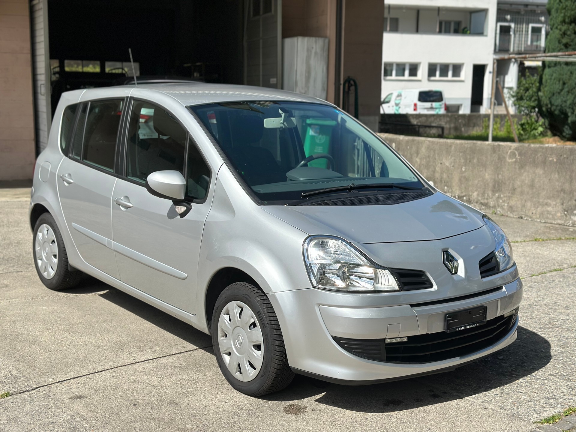RENAULT Modus 1.6 16V Dynamique Automatic-image-1