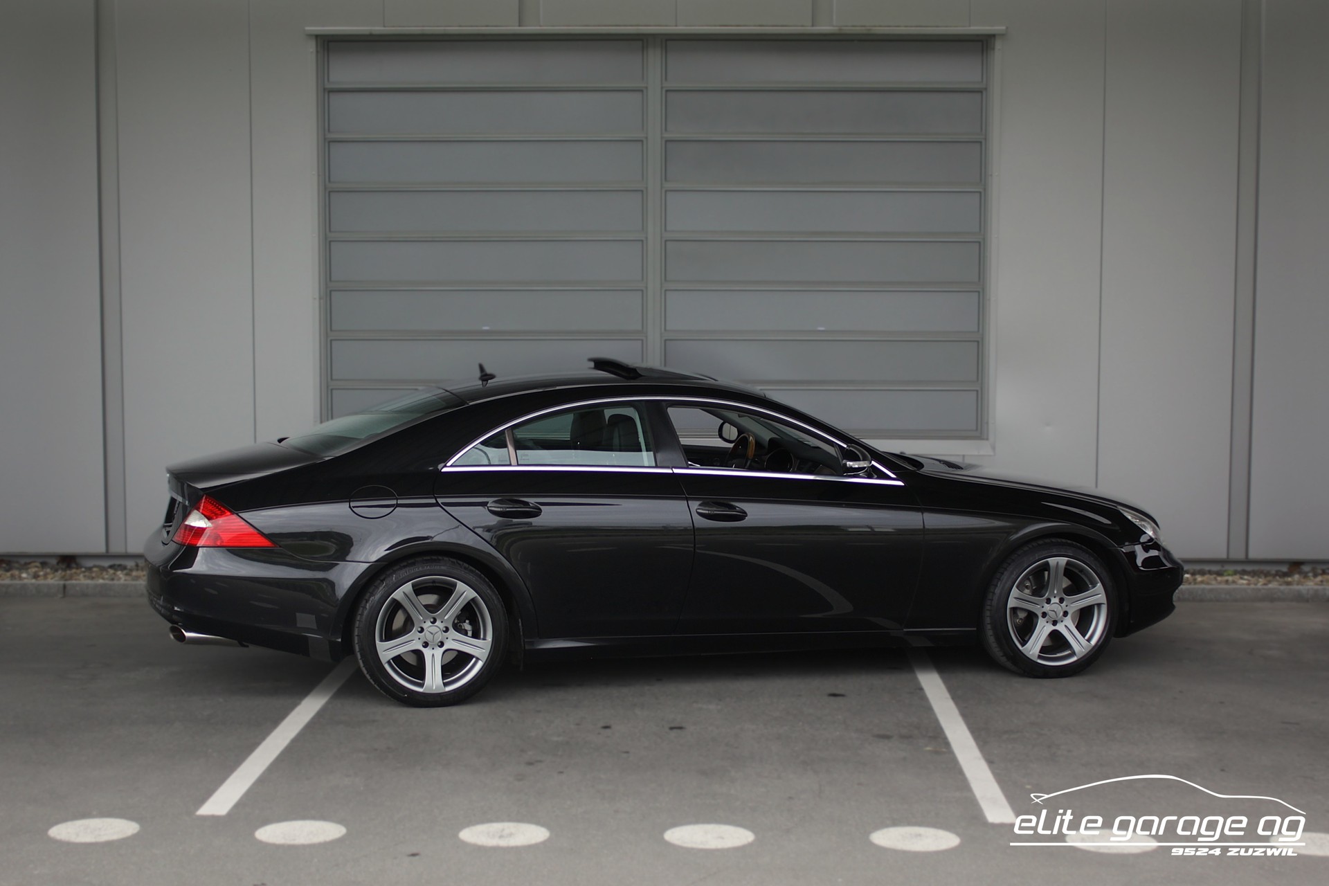 MERCEDES-BENZ CLS 500 7G-Tronic-image-4