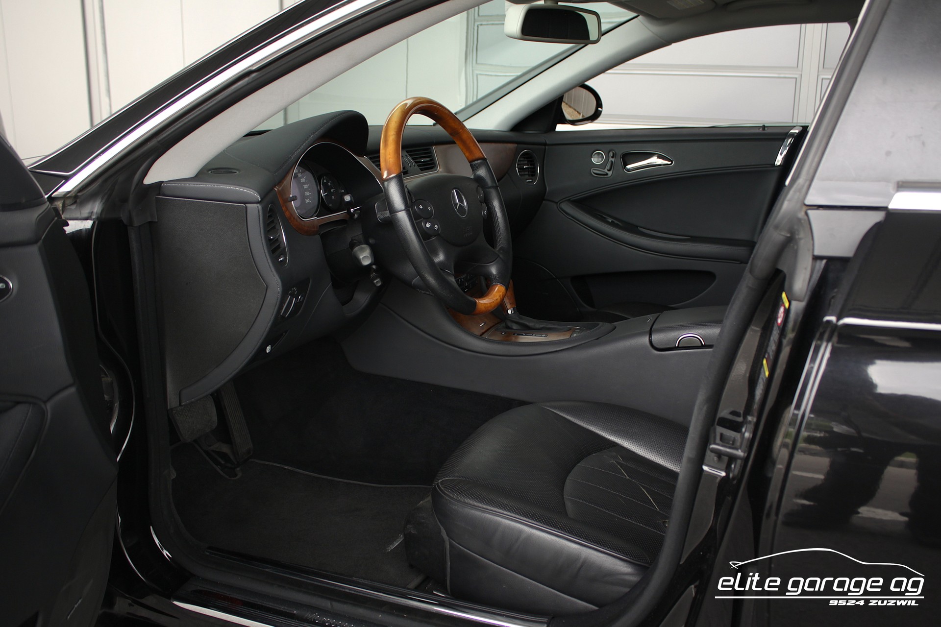MERCEDES-BENZ CLS 500 7G-Tronic-image-13