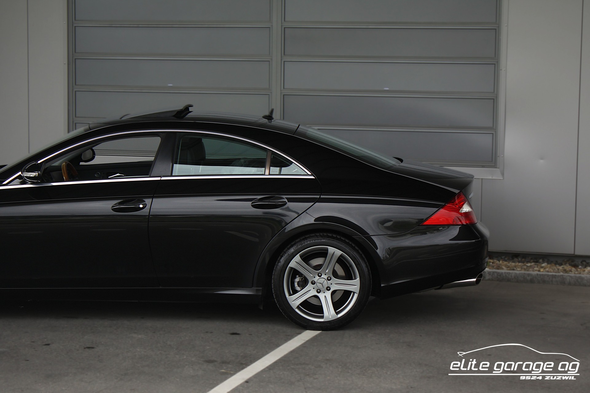 MERCEDES-BENZ CLS 500 7G-Tronic-image-12