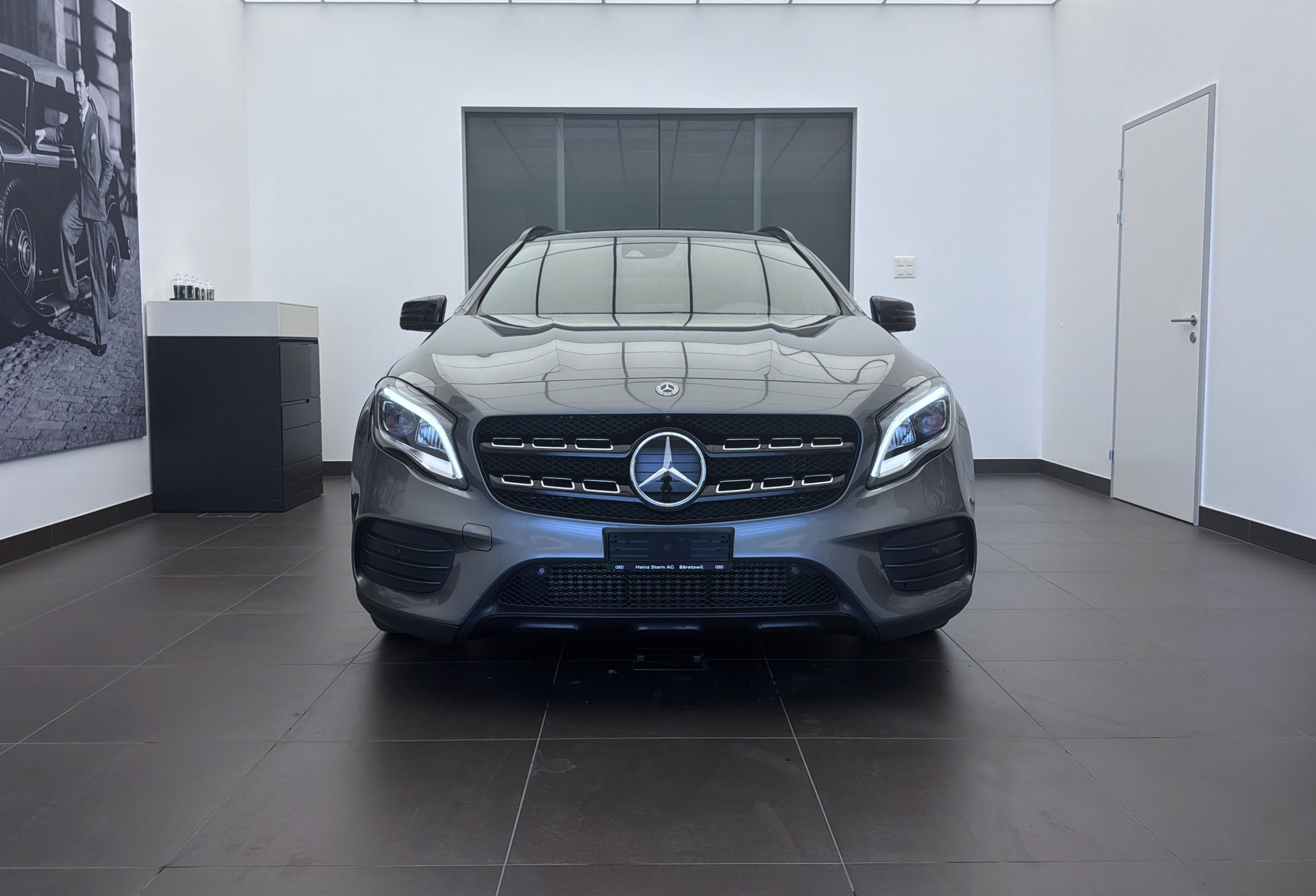 MERCEDES-BENZ GLA 250 AMG Line 4Matic 7G-DCT-image-1