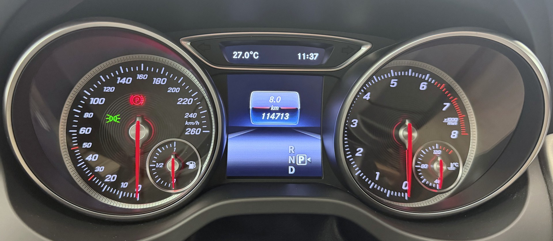 MERCEDES-BENZ GLA 250 AMG Line 4Matic 7G-DCT-image-8