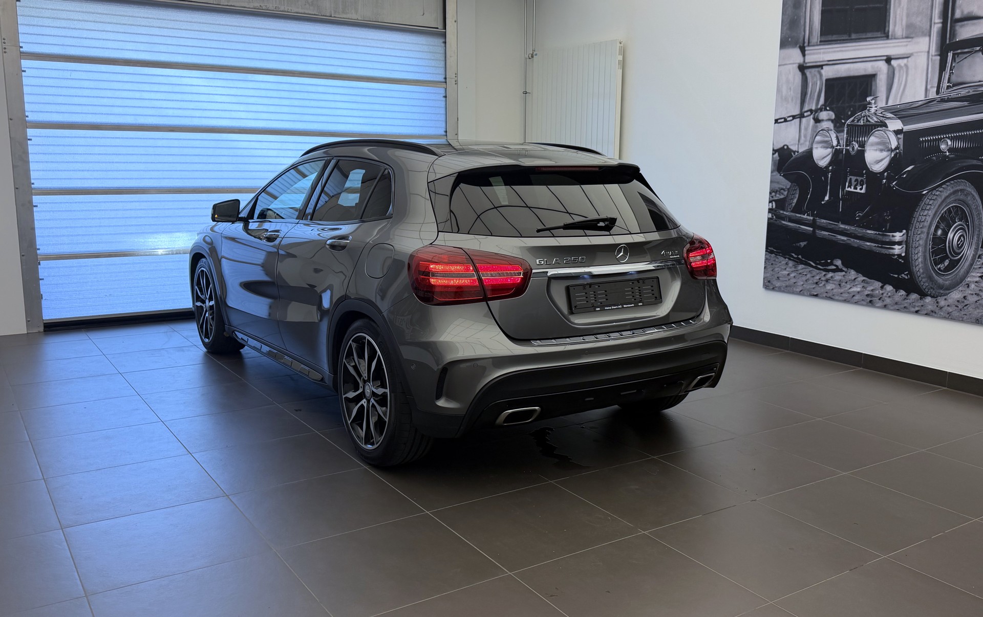 MERCEDES-BENZ GLA 250 AMG Line 4Matic 7G-DCT-image-22