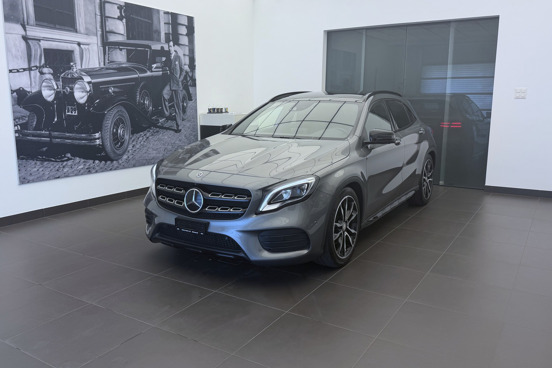 MERCEDES-BENZ GLA 250 AMG Line 4Matic 7G-DCT-image-0