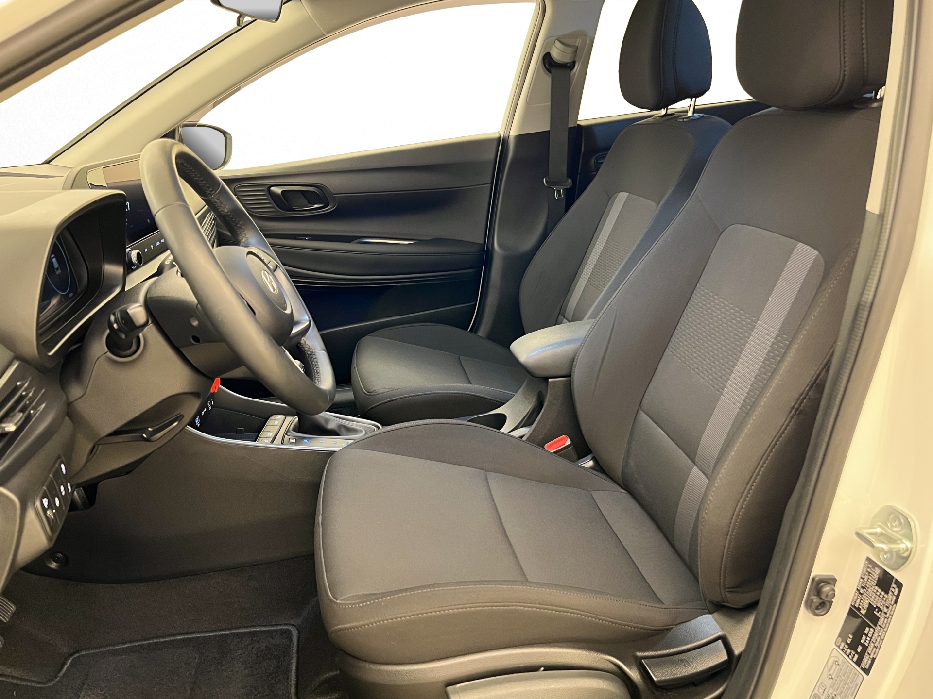 HYUNDAI i20 1.0 T-GDi Amplia DCT-image-3