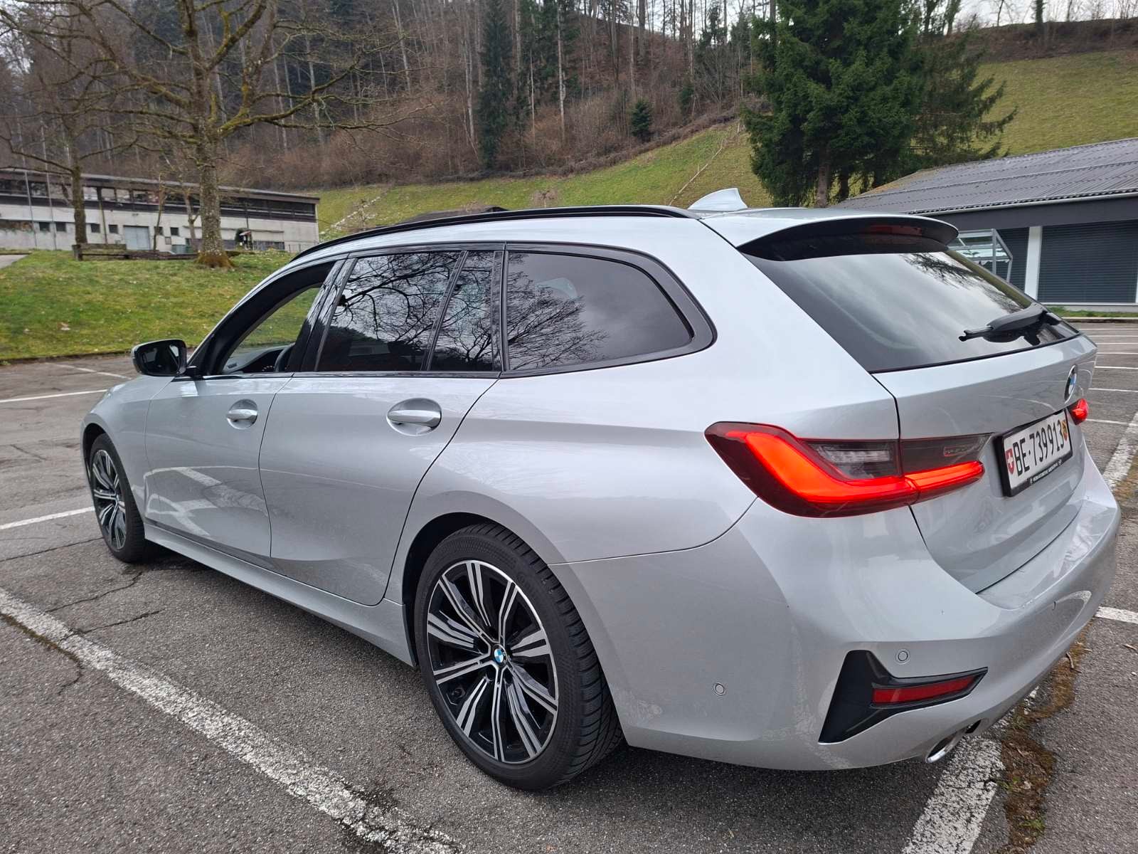 BMW 320d xDrive Touring Steptronic Fleet Edition-image-1