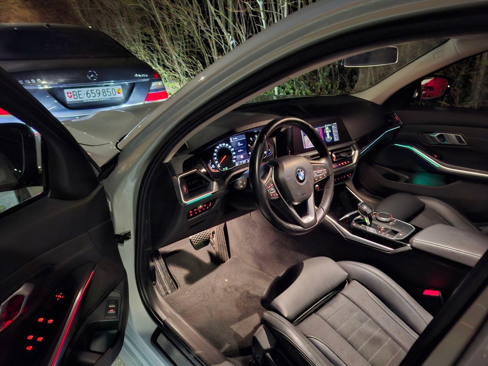 BMW 320d xDrive Touring Steptronic Fleet Edition-image-2