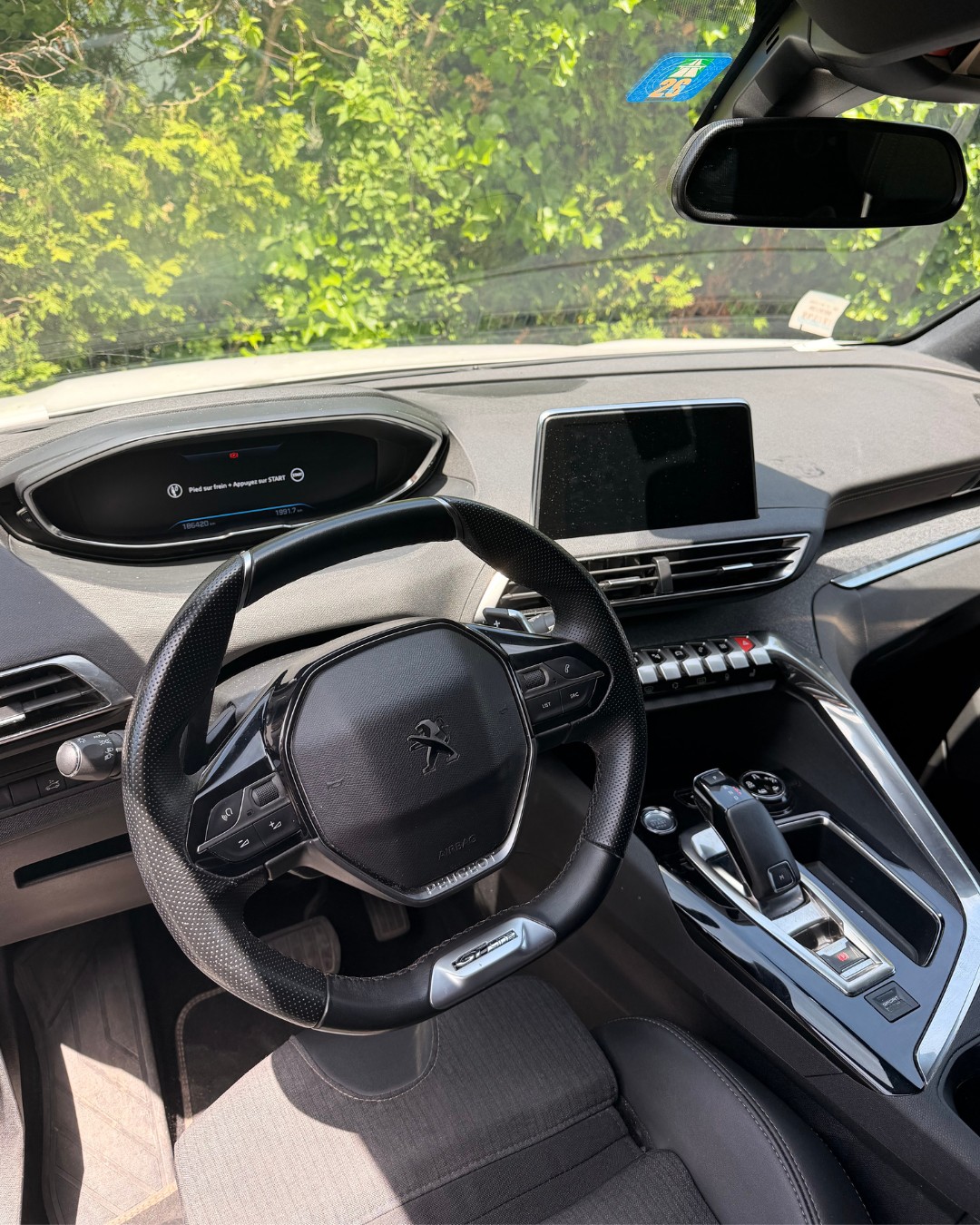 PEUGEOT 1.5 BlueHDi GT Line-image-5