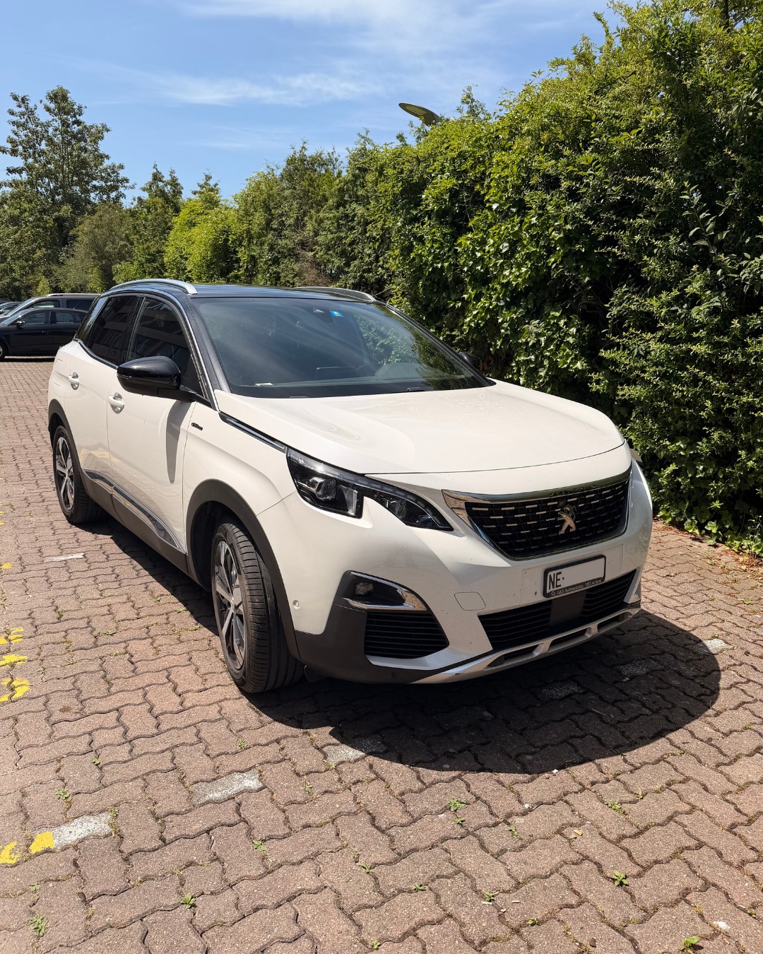PEUGEOT 1.5 BlueHDi GT Line-image-0