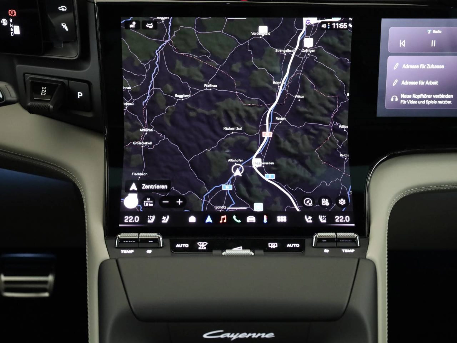 PORSCHE Cayenne Turbo Coupé Electric-image-14