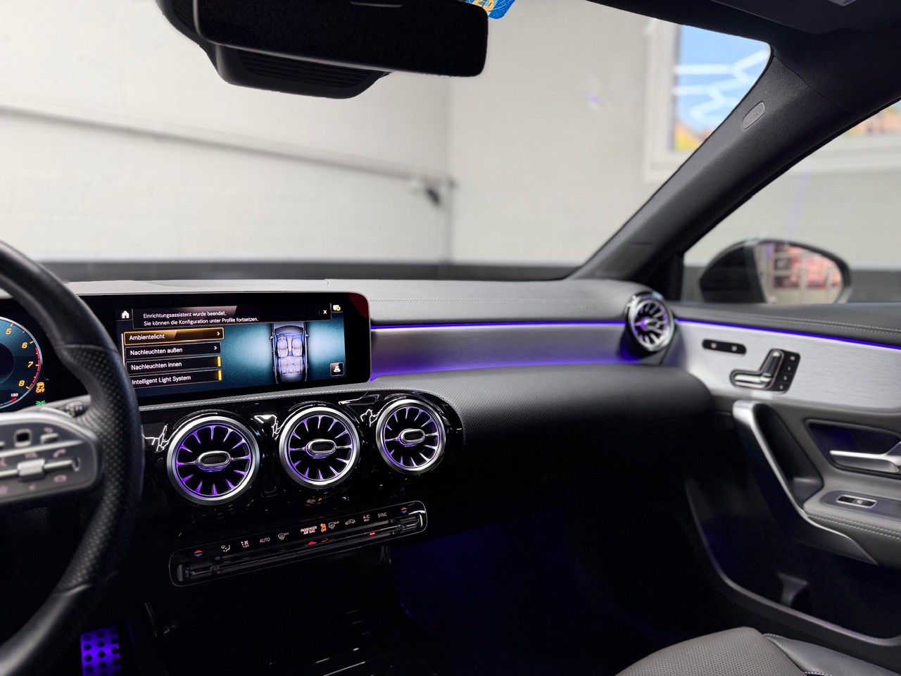 MERCEDES-BENZ A 250 4Matic AMG Line 4Matic 7G-DCT | 360° Kamera | ACC | Virtual Cockpit| Ambientebeleuchtung | Head-Up Display-image-17