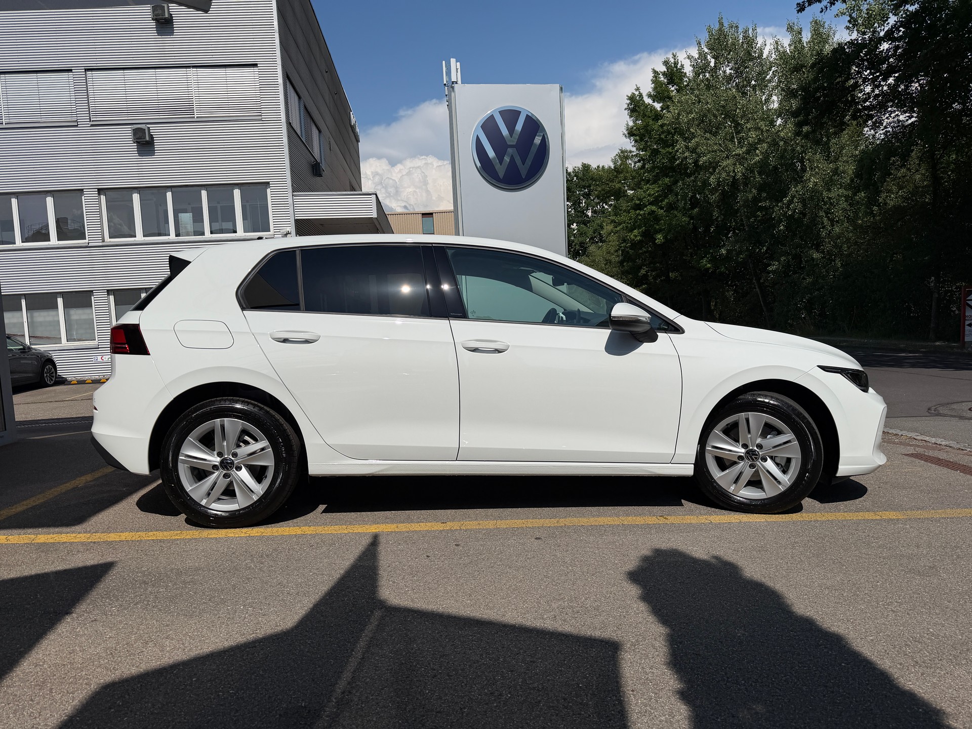 VW Golf 1.5 e TSI mHEV Value DSG-image-5