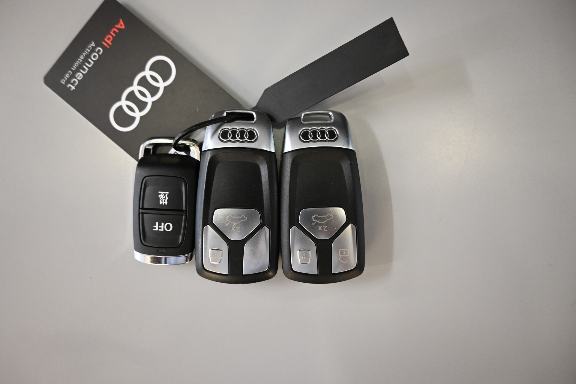 AUDI A4 Avant 40 TFSI S line S-tronic quattro + AHK 1700kg-image-10