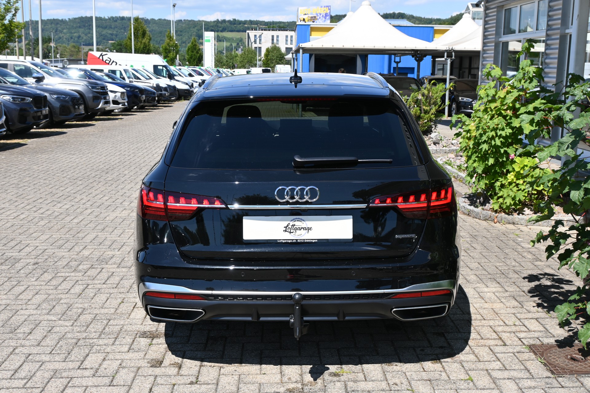 AUDI A4 Avant 40 TFSI S line S-tronic quattro + AHK 1700kg-image-3