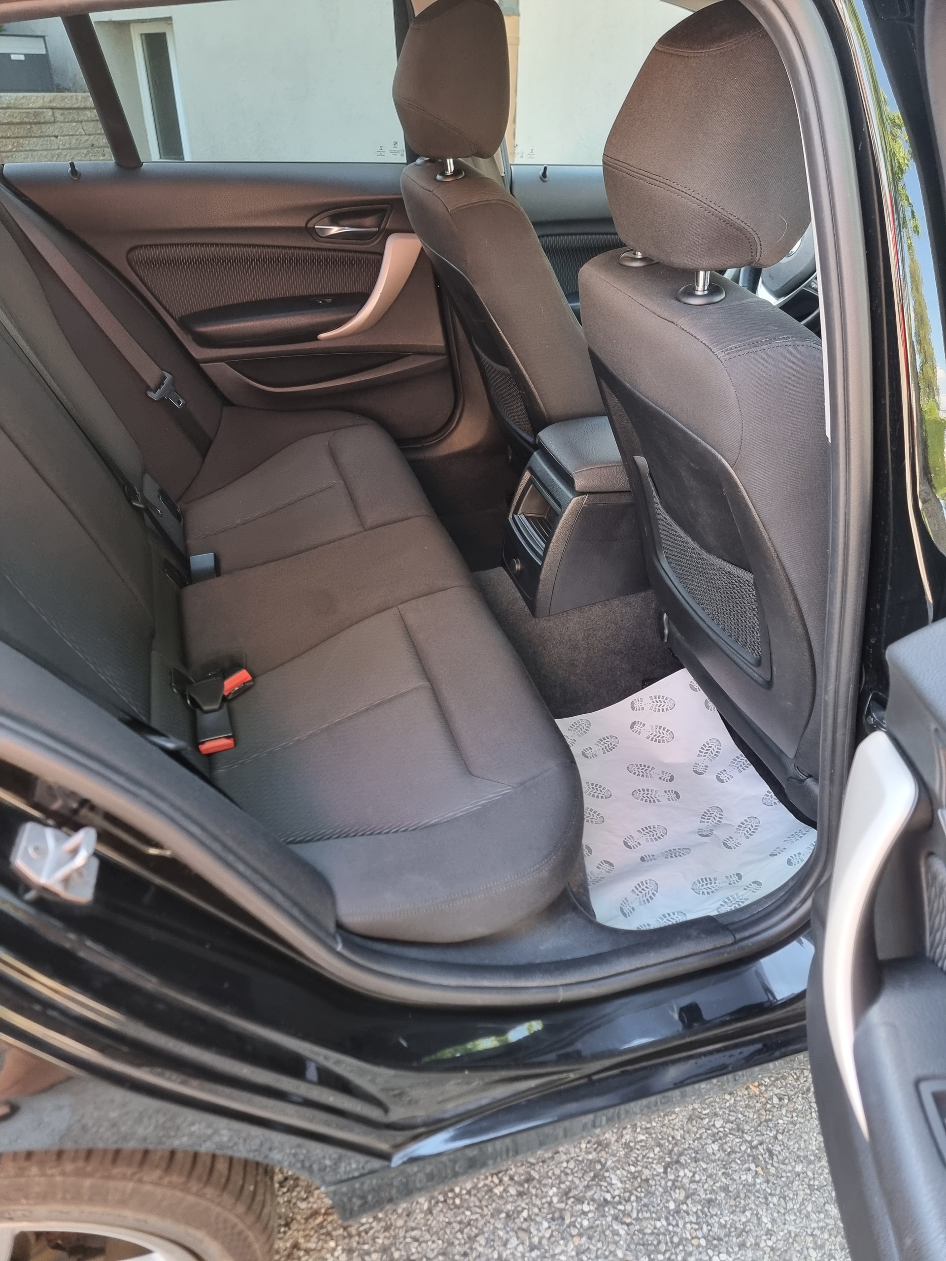 BMW 114d Business-image-11
