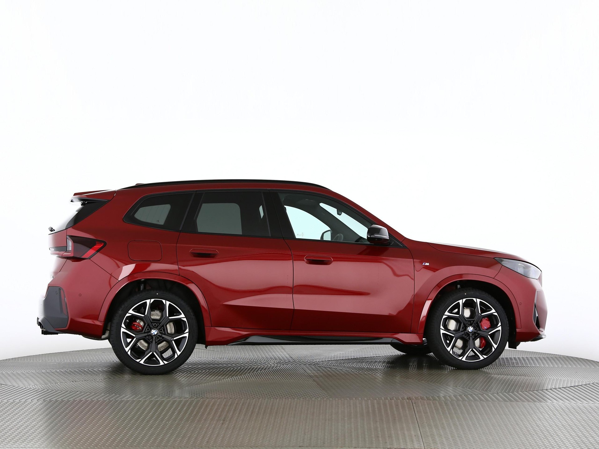 BMW X1 M35i-image-22