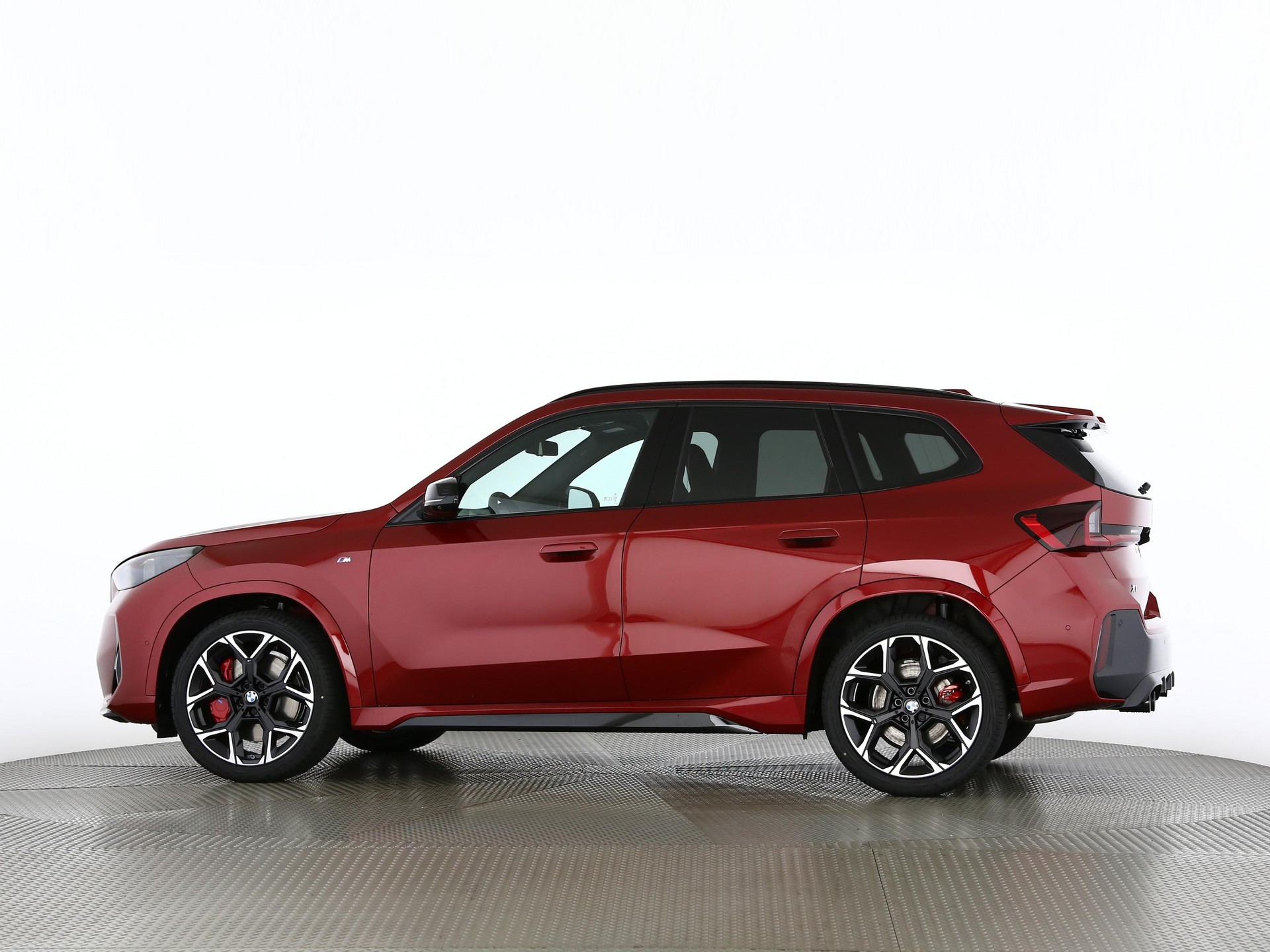 BMW X1 M35i-image-12