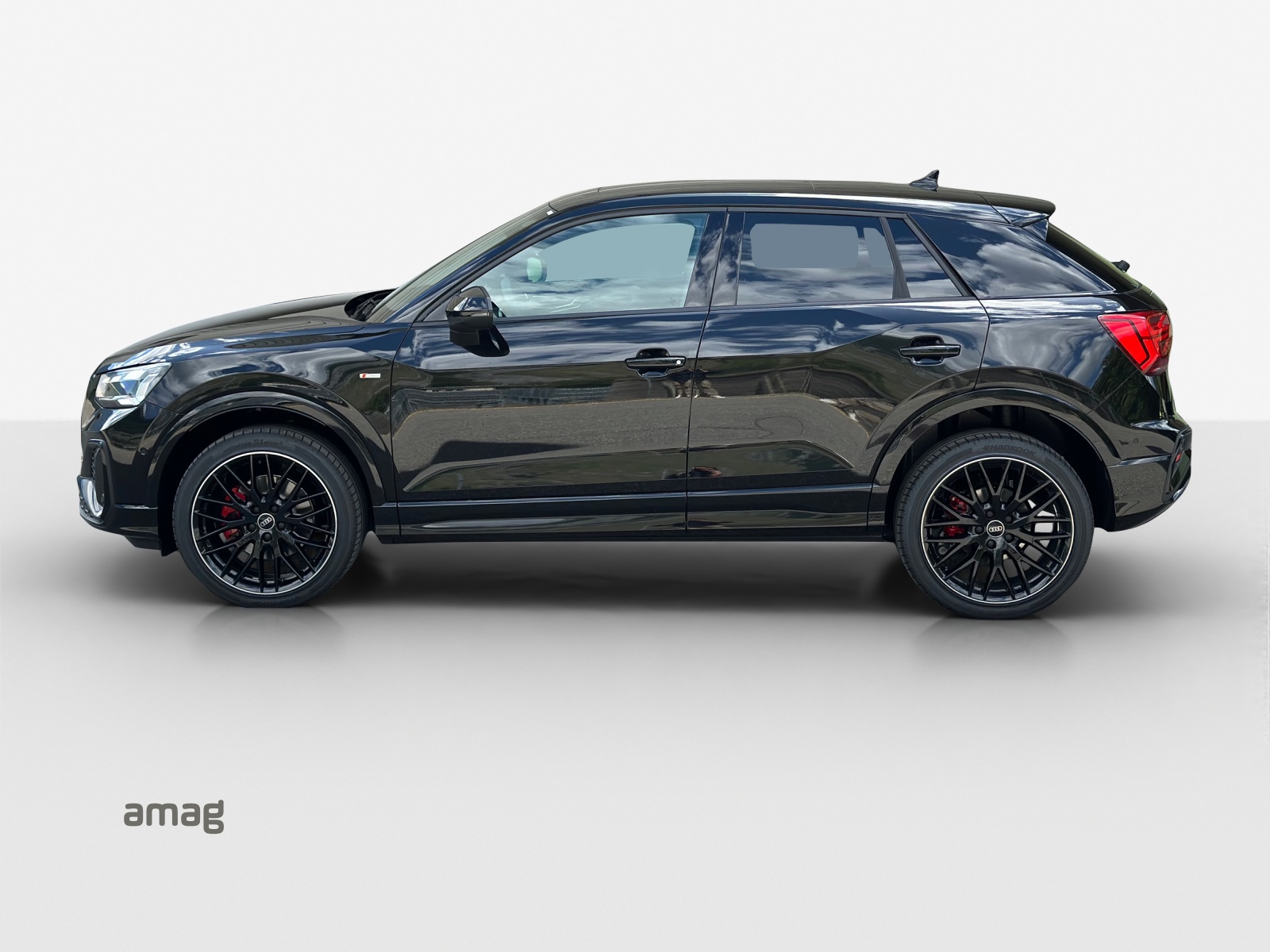 AUDI Q2 40 TFSI S line Attraction quattro S-tronic-showroom-element-1
