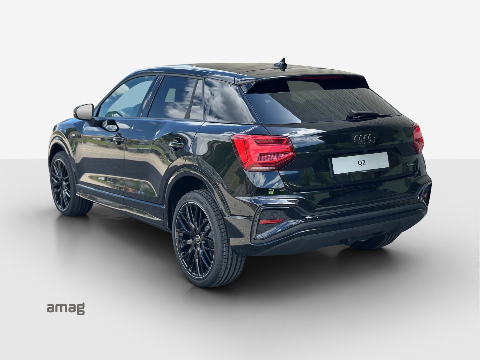 AUDI Q2 40 TFSI S line Attraction quattro S-tronic-showroom-element-2
