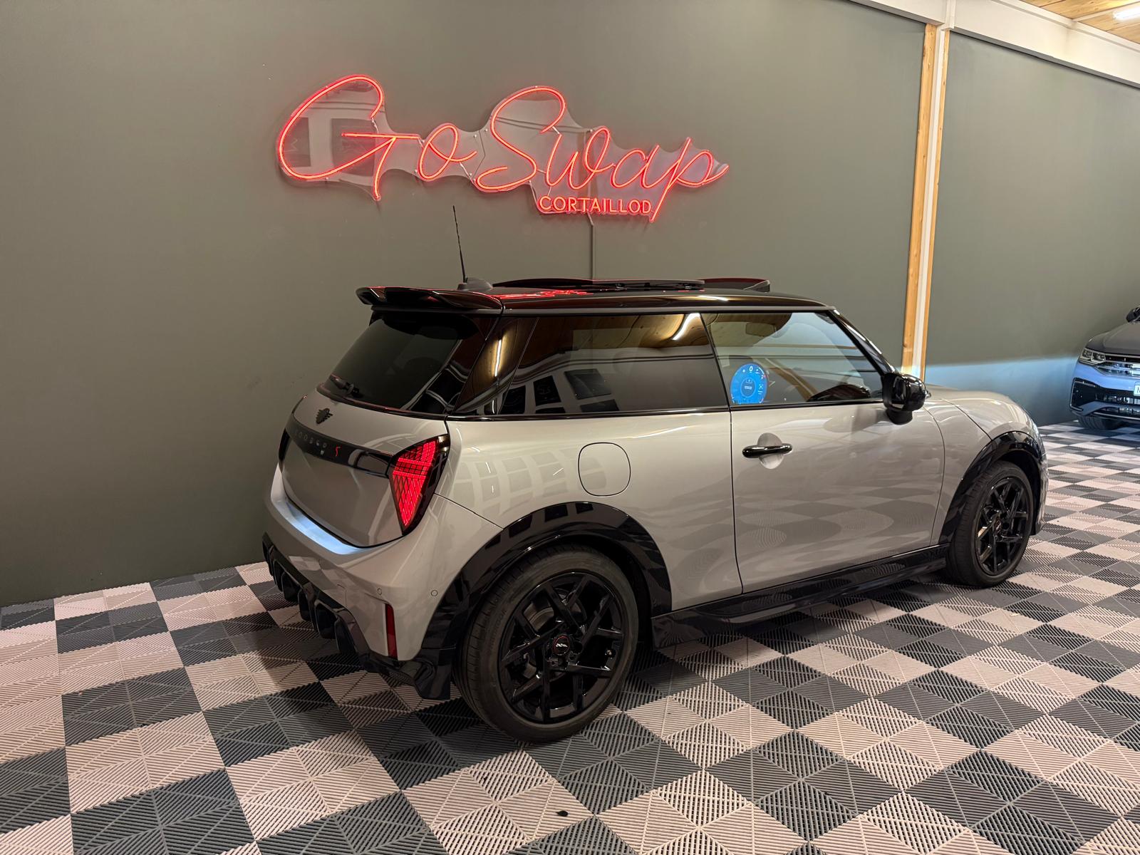 MINI Cooper S DKG John Cooper Works-image-5