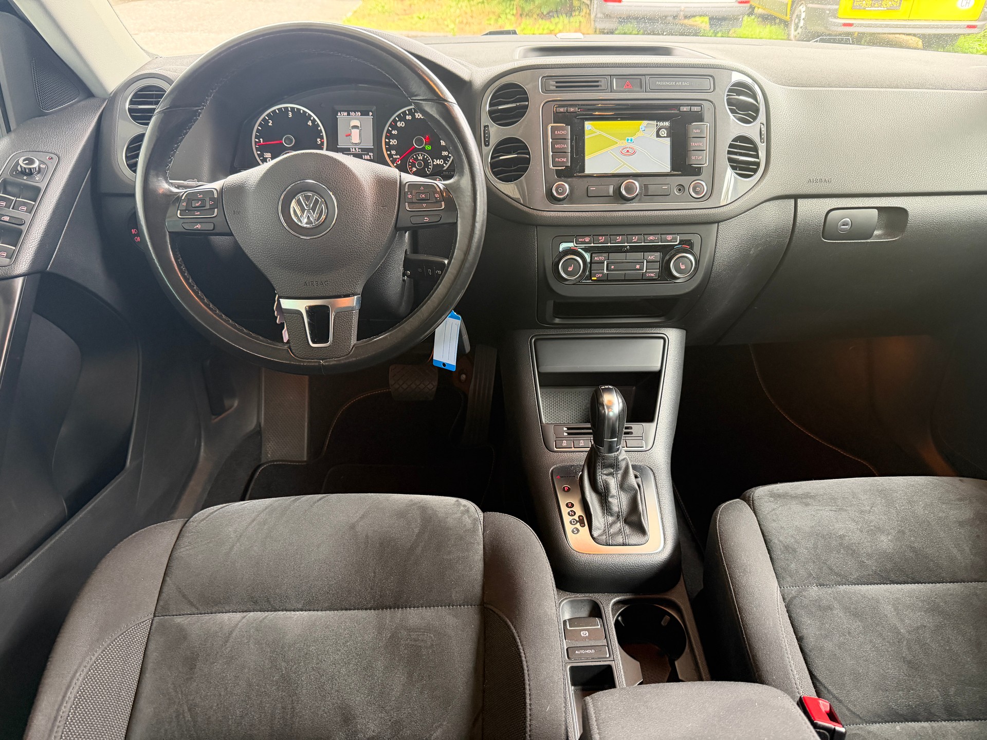 VW Tiguan 2.0 TDI BMT Salomon 4Motion DSG-showroom-element-1