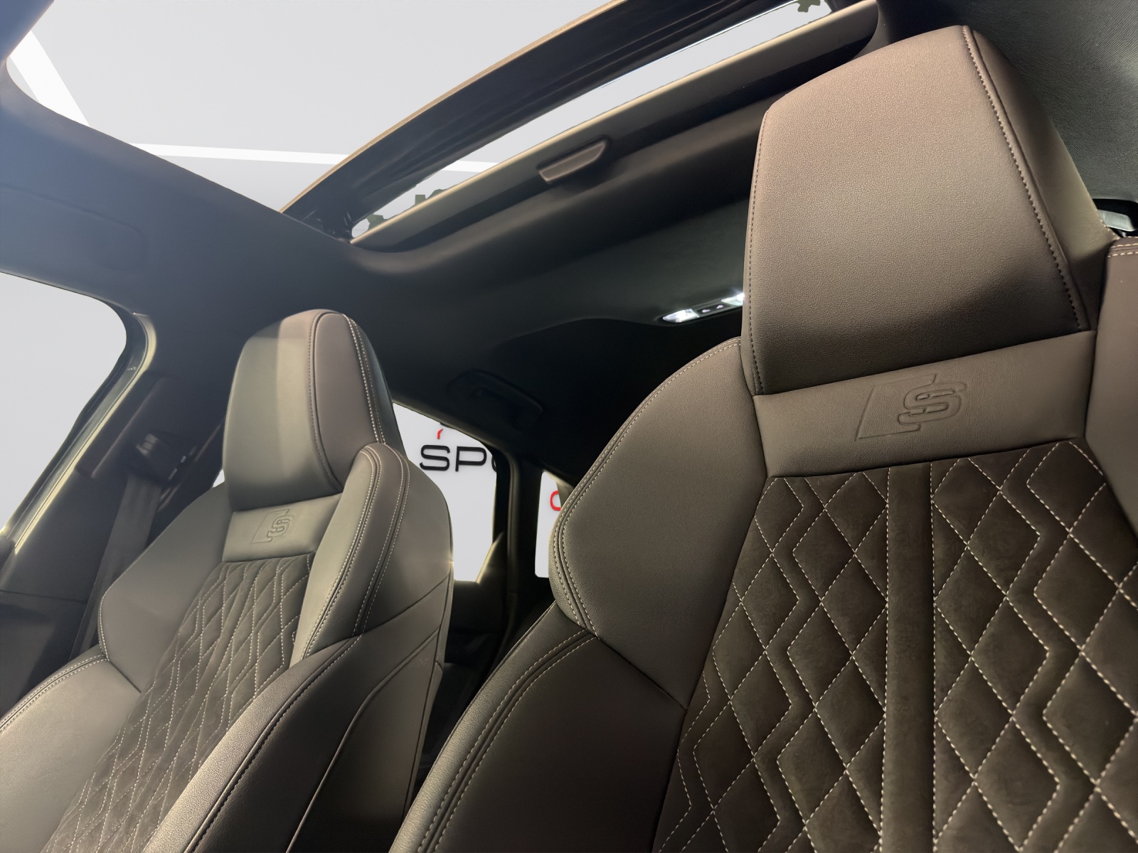 AUDI A3 Sportback 35 TFSI S line S-tronic-image-14