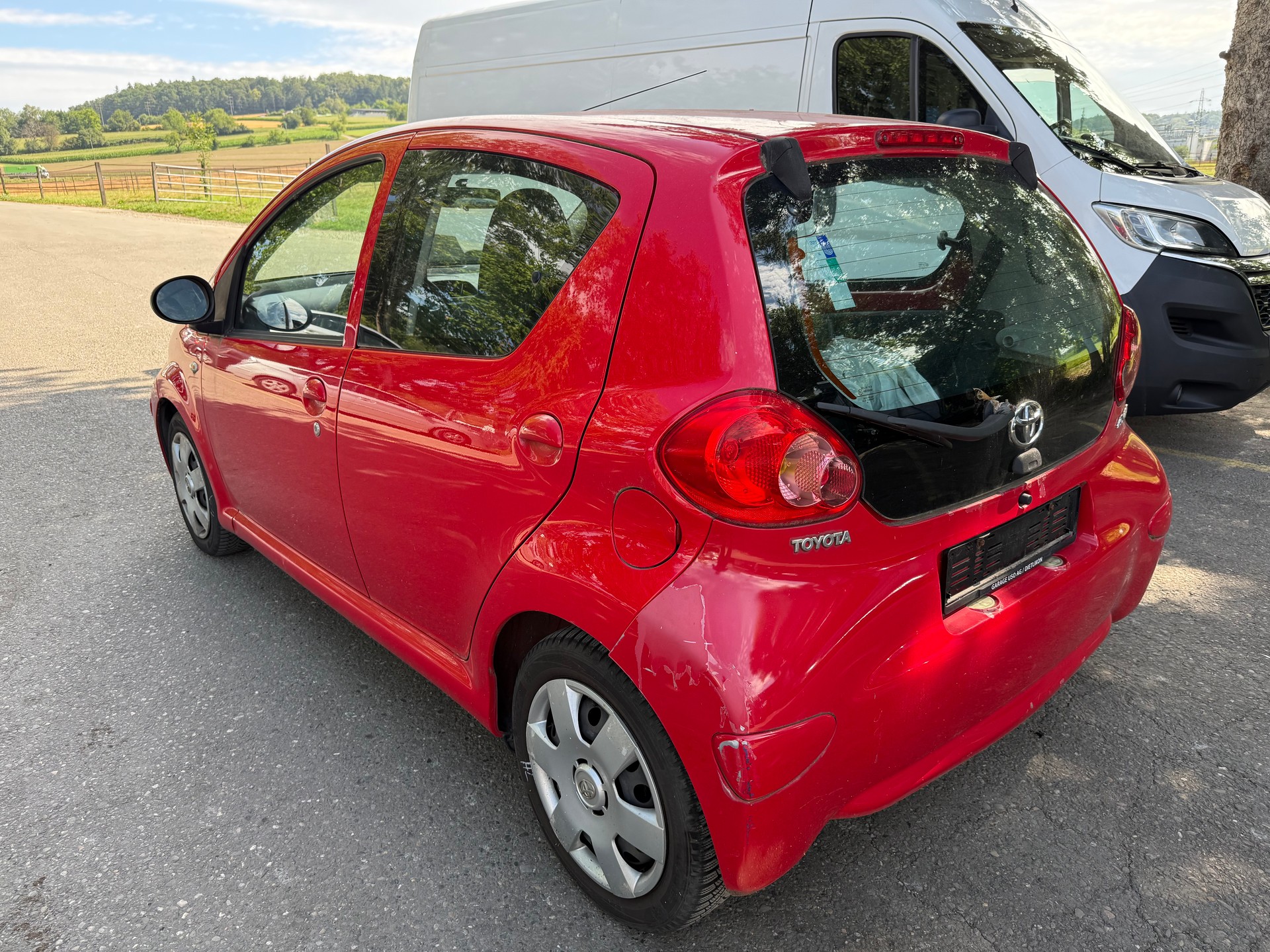 TOYOTA Aygo 1.4 D Linea Luna-image-3