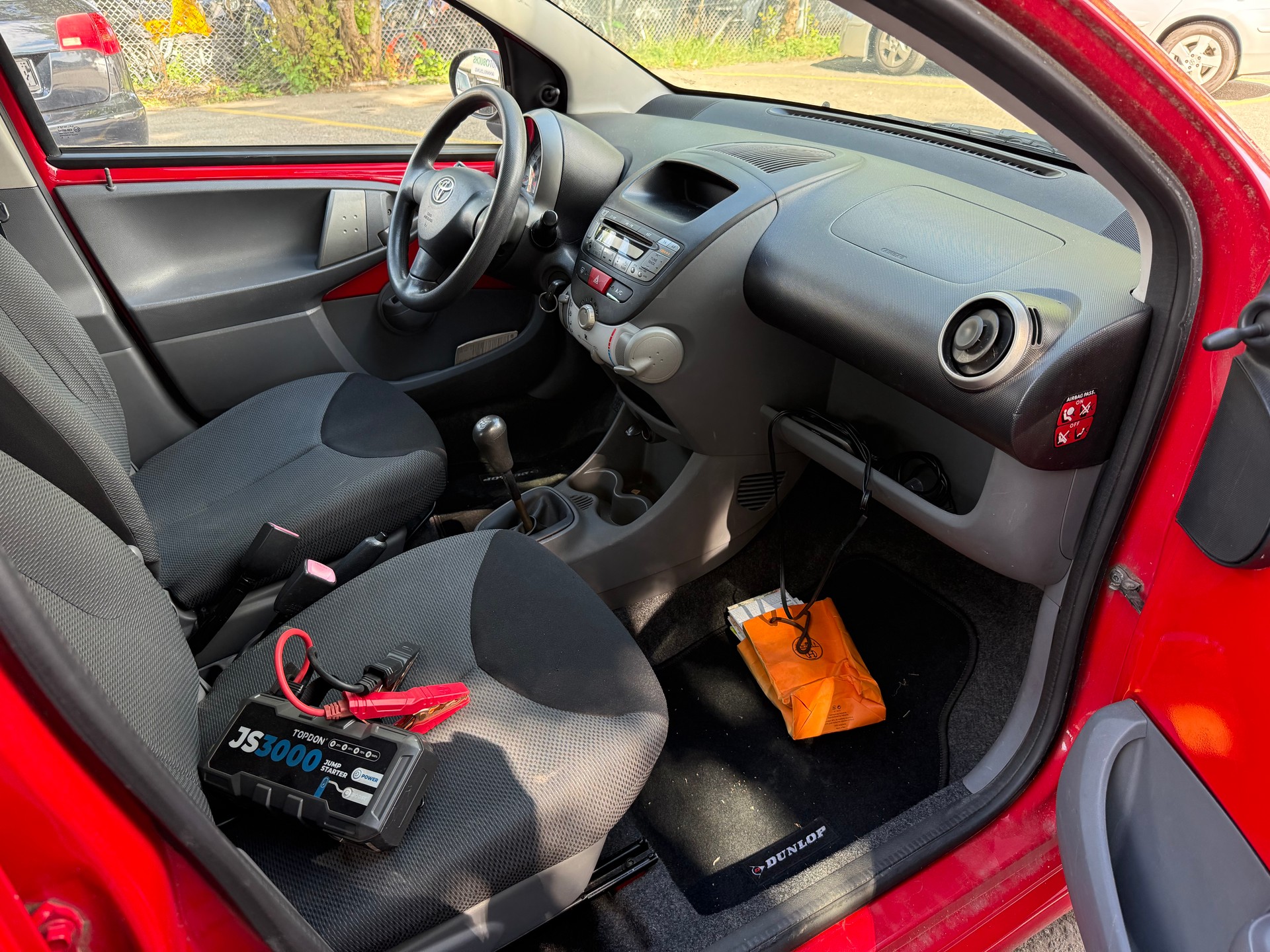 TOYOTA Aygo 1.4 D Linea Luna-image-6