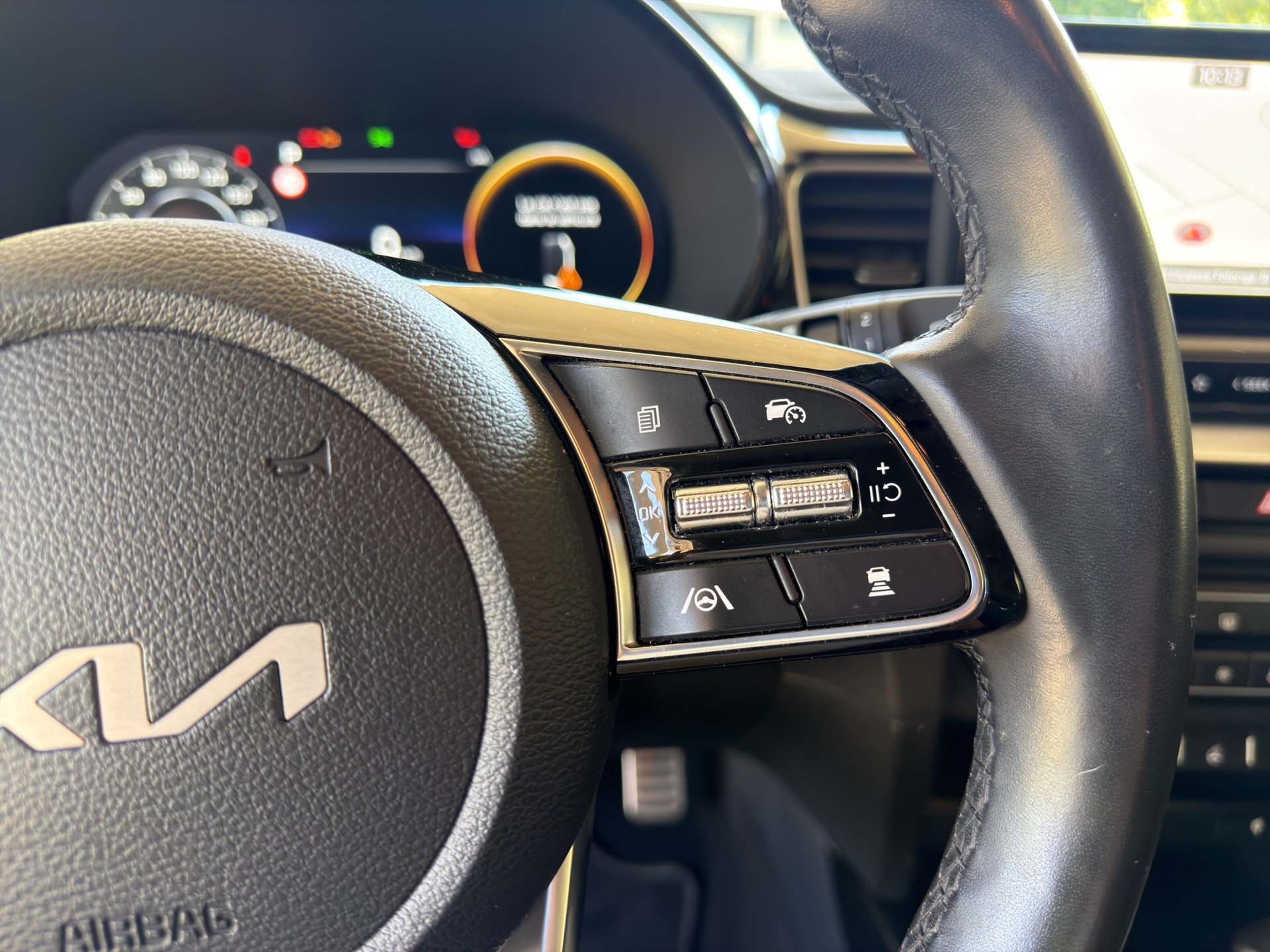 KIA Xceed 1.6 GDi Plug-in Hybrid Style DCT-image-16