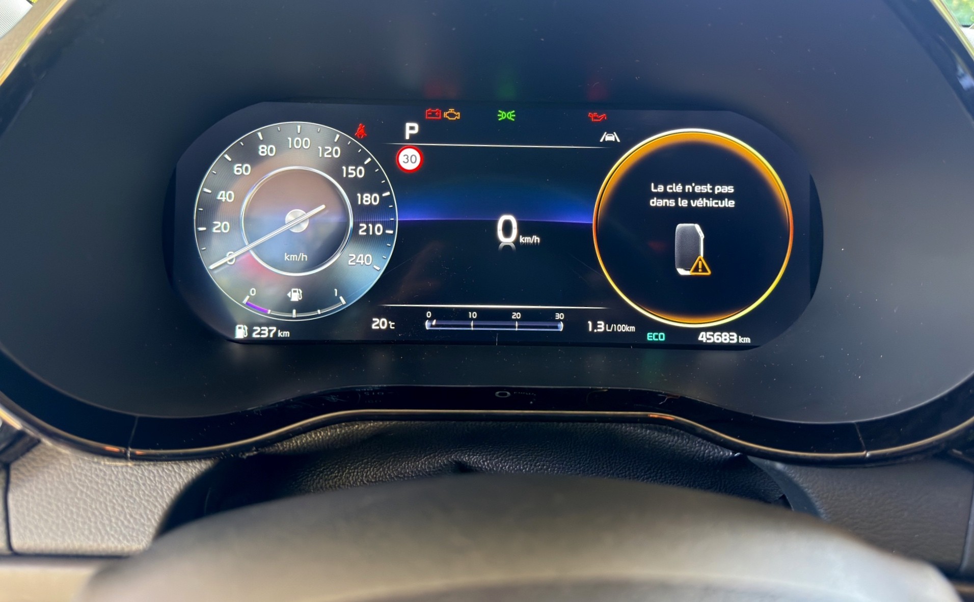 KIA Xceed 1.6 GDi Plug-in Hybrid Style DCT-image-14