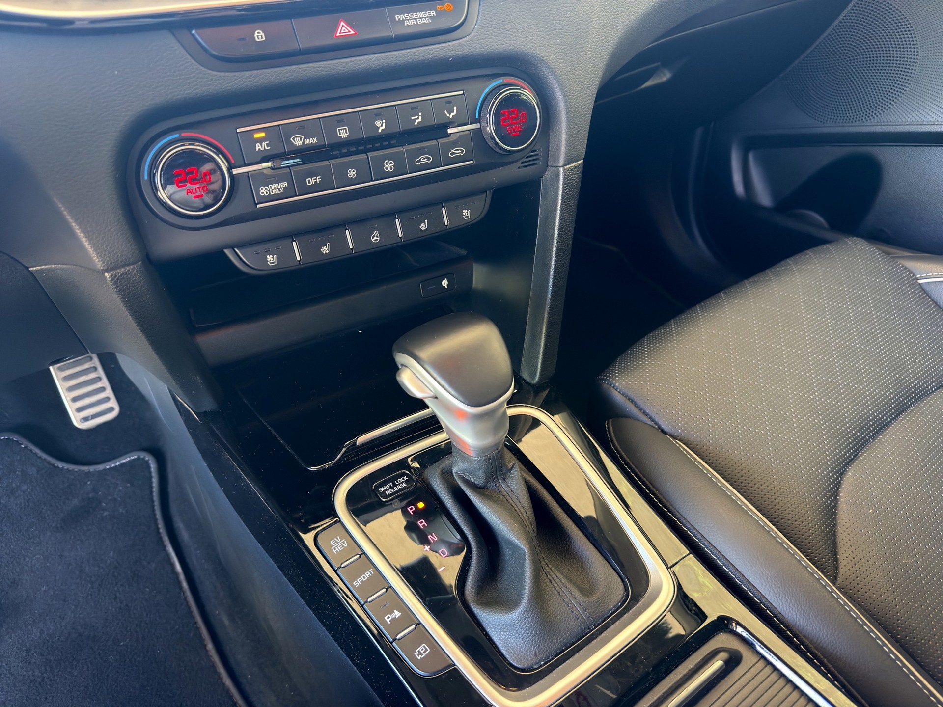KIA Xceed 1.6 GDi Plug-in Hybrid Style DCT-image-19