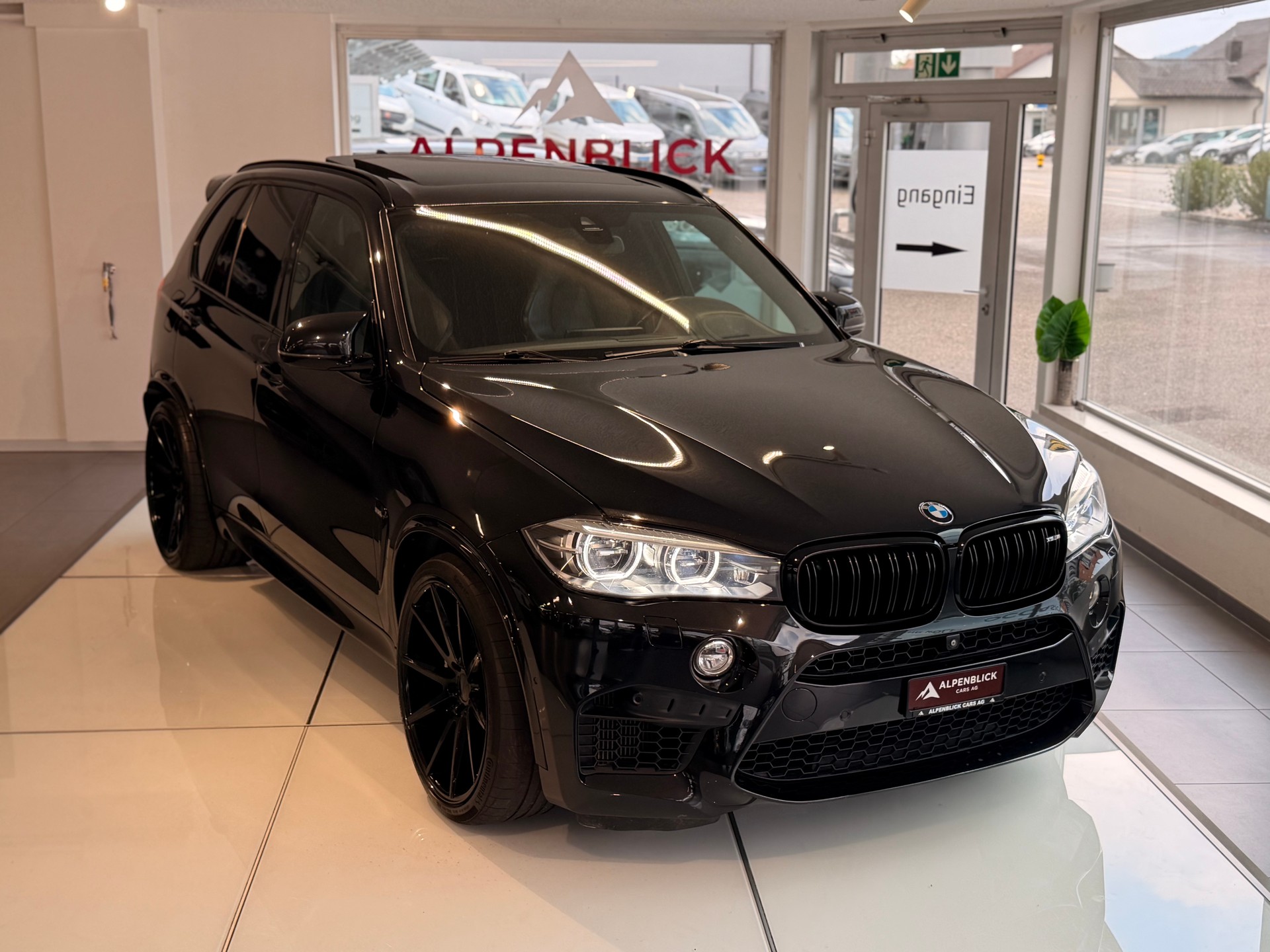 BMW X5M Steptronic-image-2